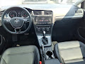 2018 Volkswagen Golf SE