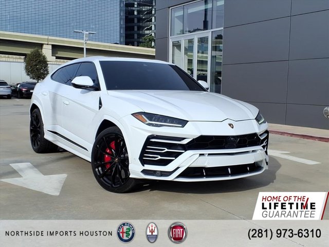 2022 Lamborghini Urus Base