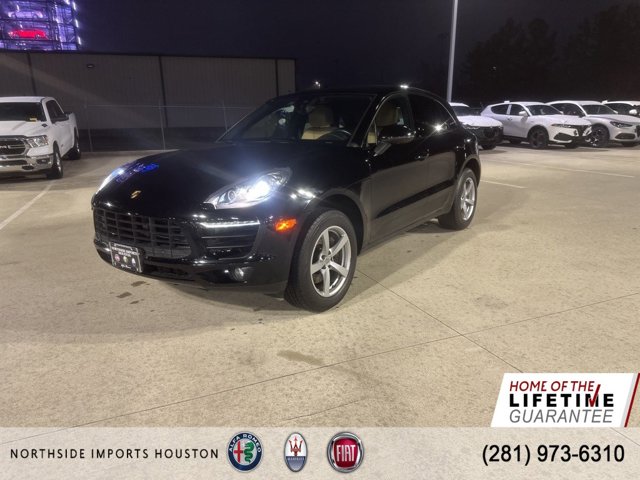 2017 Porsche Macan Base